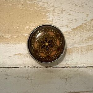 Brown flower Ginger Snap